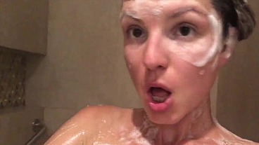 Pussy shaving solo