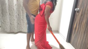 Desi Bhabhi Was Working at Home When Her Tarki Sahib Came and Took Her