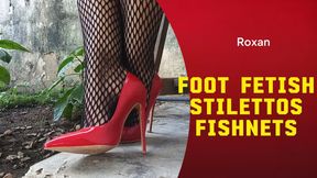 Pien in stiletto heels and fishnet stockings (3)