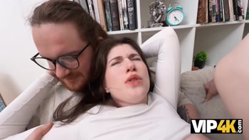 VIP4K. Hunter picked up a girl on the street