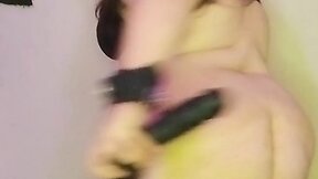 Bbw uses a dildo