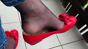 Red Andres Machado ballet flats, balcony shoeplay by Isabelle-Sandrine