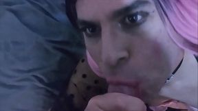 Oscar Gonzalez takes a facial