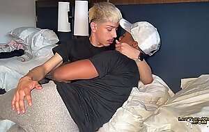 Hung Papi Stud Eddy Blanco Breeds Hot Black Guy LetThemWatch Juven