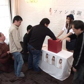 Japanese orgy-mode show ends up in a crazy sex party