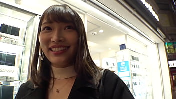 黒髪清楚な日本の女子大生と酔っ払いセックス 1