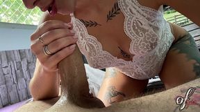 vampira40 de lingerie chupando meu pau e deixando ele todo babadinho