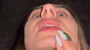 A really big nose (custom video)