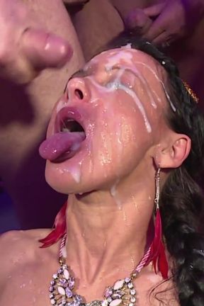 Sexy orgy bang with some double penetration