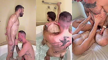 Hot guy fucking me in the tub