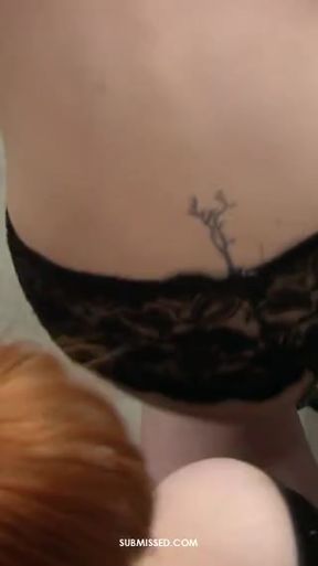 Redhead Submissed Snip