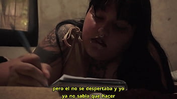 Mi padrastro me revienta la conchita hasta dejarme embarazada