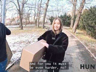 HUNT4K. Amalia Davis showed her snatch to her fresh neighbor