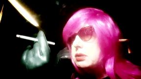 DO YOU LIKE TO WATCH ME SMOKE LONG CIGARETTES??