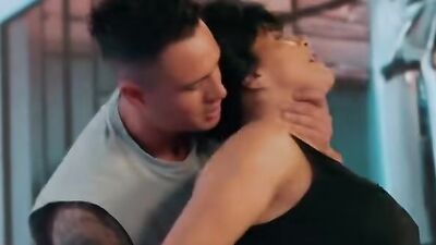 Latina MILF gets her pussy drilled by personal trainer in hot massage