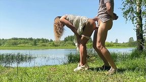 Cute Babe Risky Suck and Doggystyle Fuck by the Public Lake Outdoor - Amateur Couple Sex
