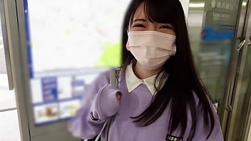 めい(18)/ハメ潮まき散らす超敏感おマ●コJ【一限目】テスト終わって禁欲開放！！手マン、バイブ、チ●ポ挿入なにされても潮吹き止められないお漏らしSEX