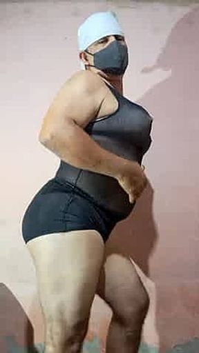 Mostrando o pau de borracha o meu consolo que mim deixou super arrombado