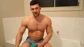 Nath Wyld - Muscle Bath