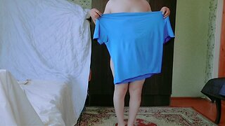 Big white crossdresser with a sexy hot ass