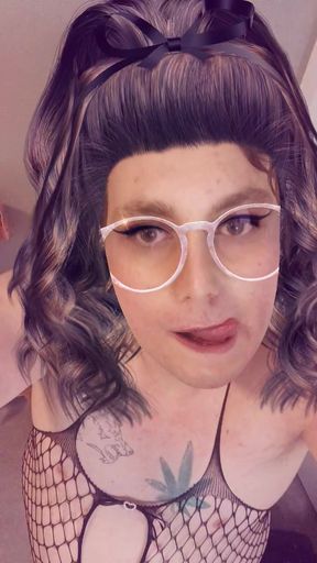 Sissy Danielle enjoys vibrator and and lingerie