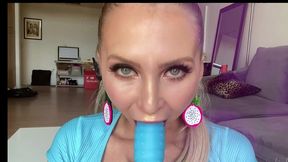 taming the monster: stretching my tight pussy with my new dragon toy