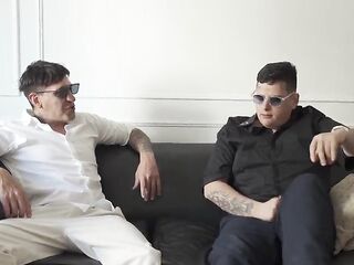 I went to visit my superlatively good ally and his GIRLFRIEND gave me a oral-sex in front of him (POV)