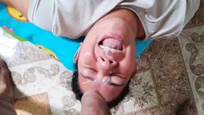 Cumshot Girlfriend sucking balls