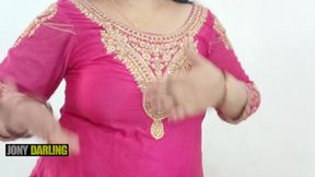 Pakistani Punjabi Bhabhi Mujra on Punjabi Non Veg song
