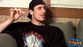 Straight amateur thugs Chain and Aaron join to wank dicks
