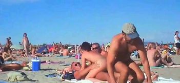 voyeur swinger beach sex