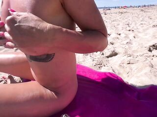 bang and oral sex on the beach in cap d'agde