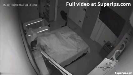 IPCAM  Bad young parents fuck in their bed wildly