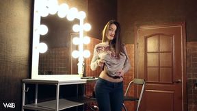 Casting Arina