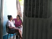 la entrevista se puso candente, a tal punto que terminamos follando en la calle