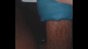I masturbate and cum in a homemade vaginal masturbator