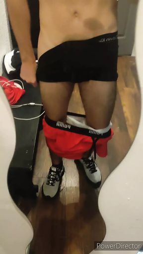 A la salle de musculation
