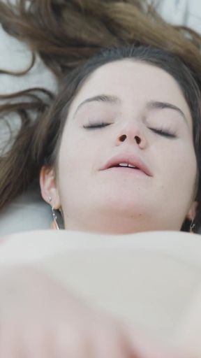 Bella Forbes&#039; Orgasmic Bliss!   Clip 1