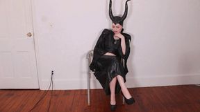 M - Maleficent Toilet Chair Farts