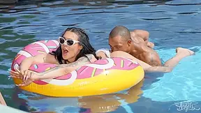 Eva Maxim - Take It Deep Eva