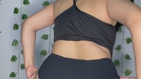 Chubby girl trying on new huge granny panties