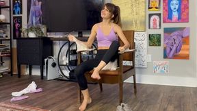 Stuck After the Gym – Yoga Pants, Bare Feet & Chair Glue Trap Struggle (4K)