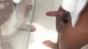 Aunt invites stepnephew to the bath