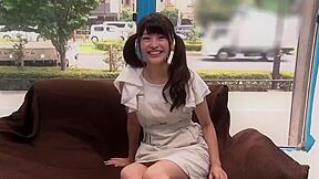 230821無毛の潮吹き女子大生ギャルと性交f