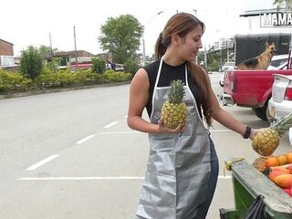 Latin chick Fruit Vendor Approached Outdoors, This babe Acquiesces to Leave With Him... What Happens Next Is Wild
