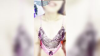 TRANS GIRL GIVES JOI AND CUMS TOGETHER WITH YOU