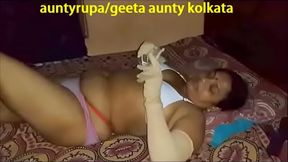 hot sexy bengali geeta aunty from kolkata india