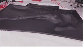 Latex vacuum bed