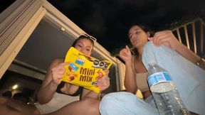 TRYING WEIRD CHOCOLATES!