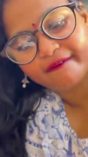 Desi Indian Stepsister Squirt Orgasm Sex Hindi Video